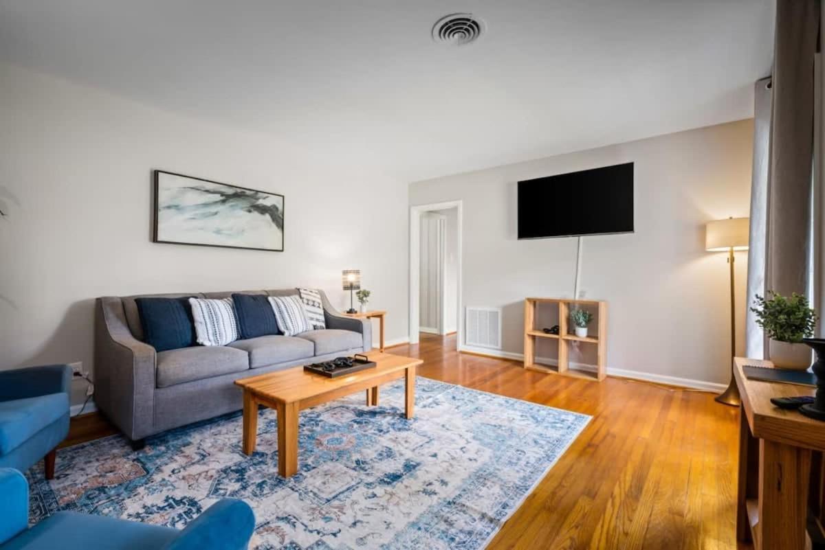 20 Mins To Downtown - Relaxing Rambler Villa Mobile Bagian luar foto