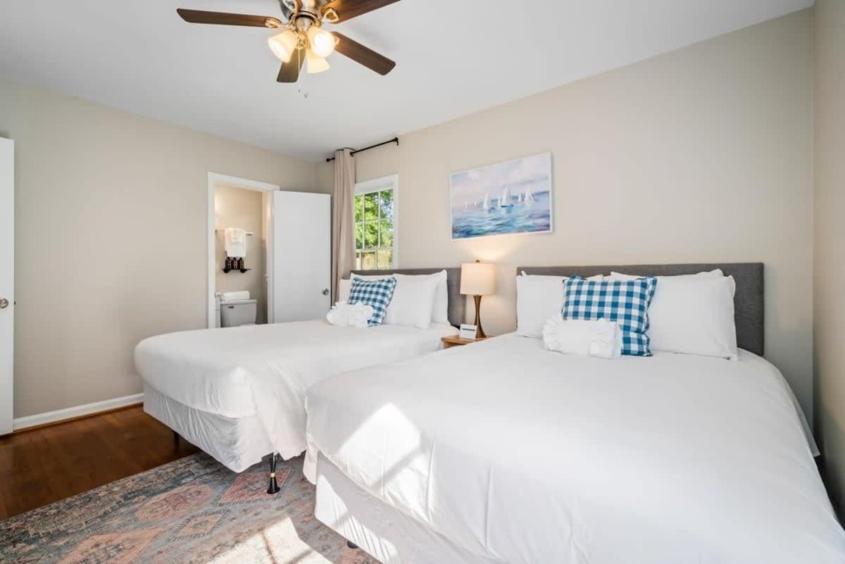 20 Mins To Downtown - Relaxing Rambler Villa Mobile Bagian luar foto