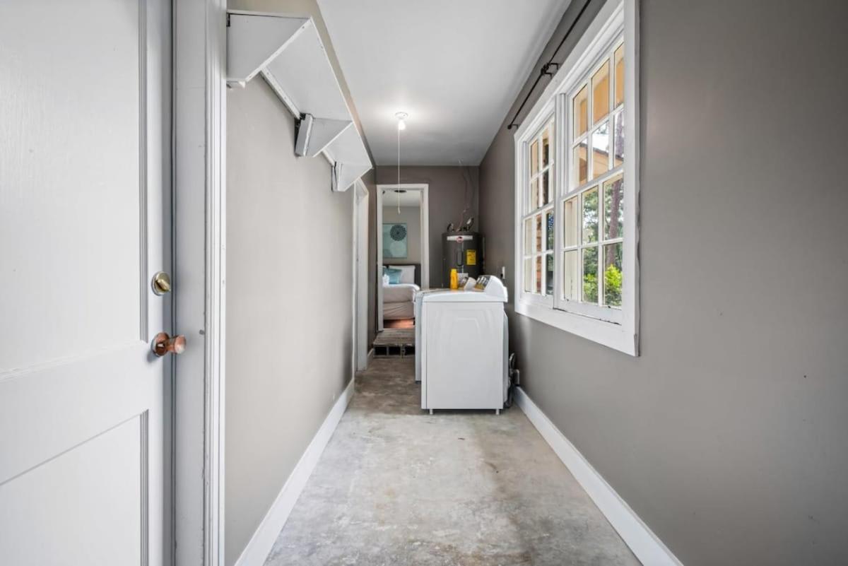 20 Mins To Downtown - Relaxing Rambler Villa Mobile Bagian luar foto